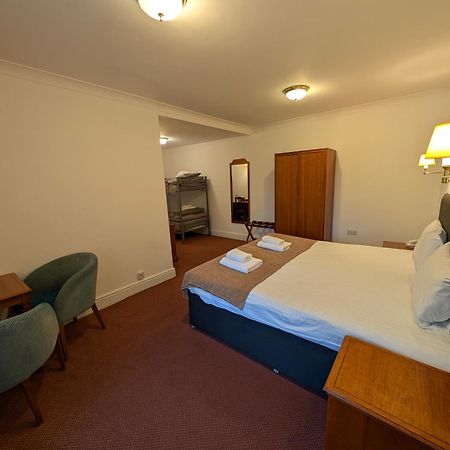 Oriel Hotel St Asaph Exteriér fotografie